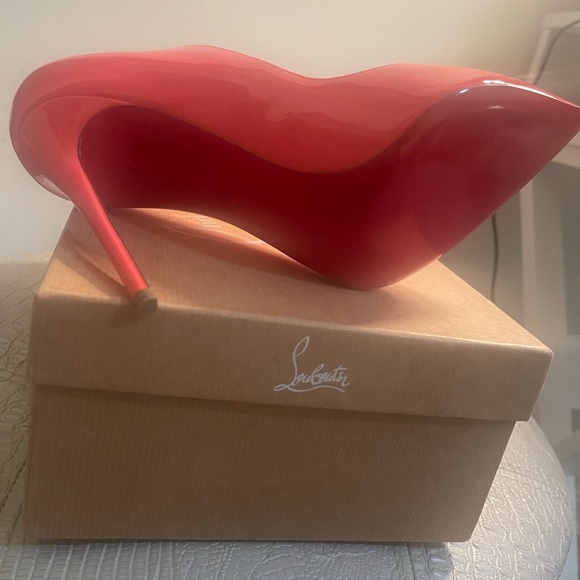 Authentic** Christian Louboutin Hot Chick 100 Patent Smoothie Pink size 39 - Picture 4 of 7